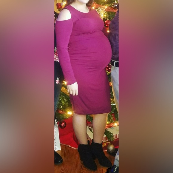 Old Navy Maternity Dress - Picture 4 of 4